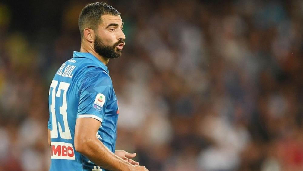 لاعب نابولي يتوقع هزيمة يوفنتوس أمام فالنسيا