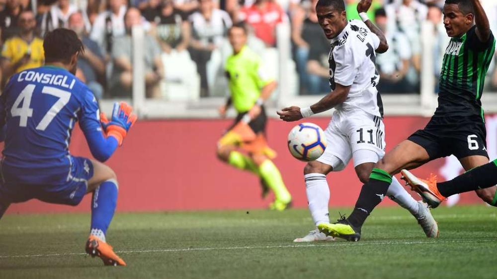 ماذا قال كوستا بعد البصق على لاعب ساسولو؟