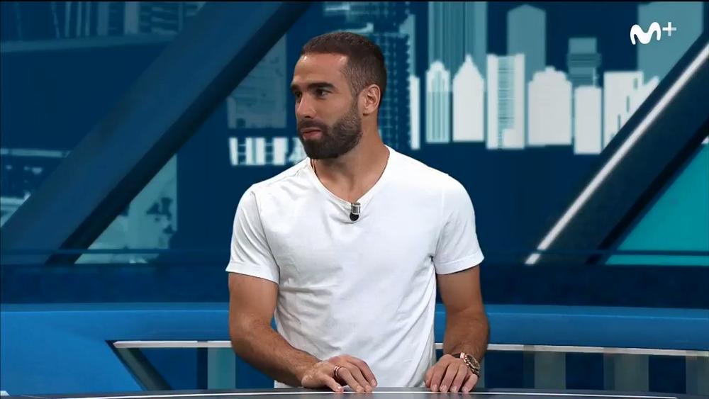 كارفخال: "رونالدو أسطورة .. وفينسيوس لازال لاعباً شابّاً"