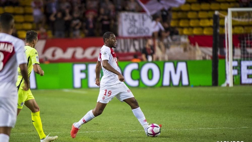 موناكو يواصل نتائجه السلبية ويخسر من أنجيه