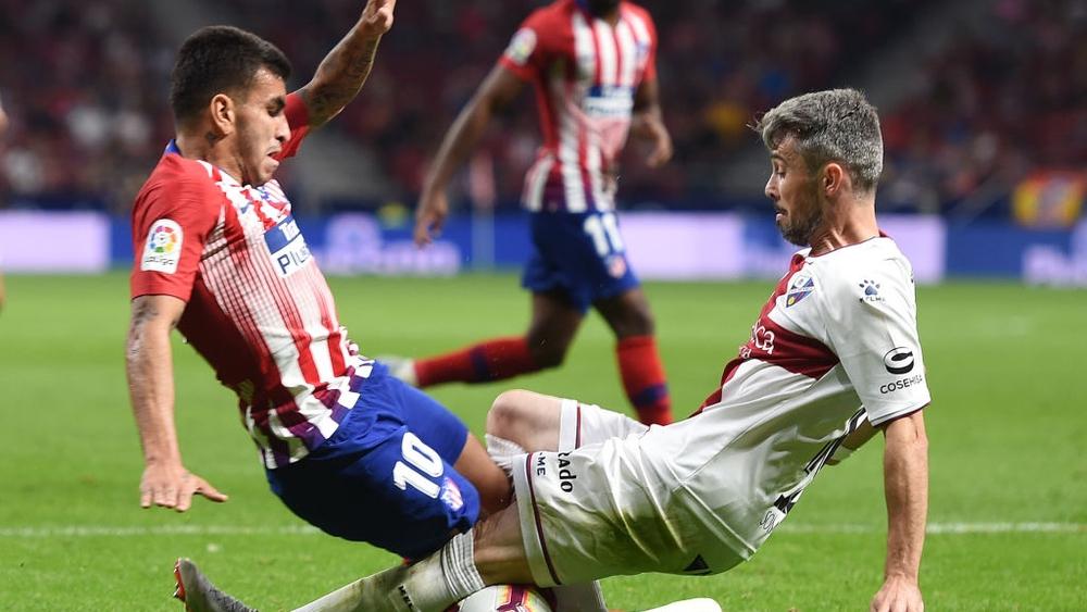 أتليتيكو يسحق ويسكا بثلاثية قبل مواجهة ريال مدريد