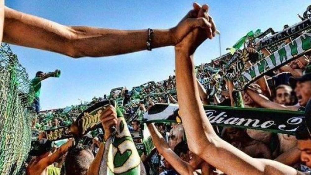 "أولترات" الرّجاء تخرج بقرار جديد وتتعهد بتغليب مصلحة "العالمي" ودعمِها له ولانطلاقاته "الصّحيحة"