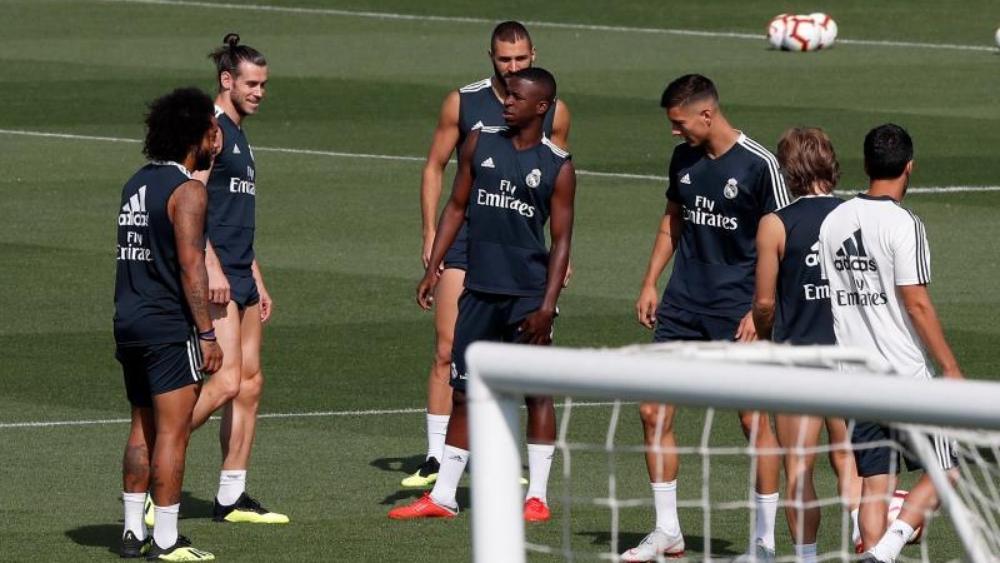 فينيسيوس وكارفاخال حاضران في ديربي مدريد