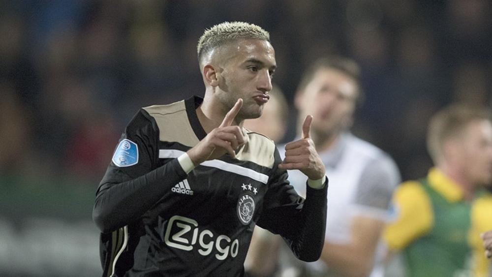 زياش يقود أياكس لانتصار هام بالدوري الهولندي