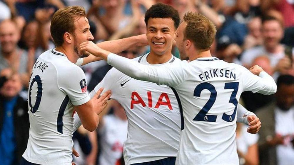 غيابات وازنة تضرب توتنهام قبل لقاء برشلونة