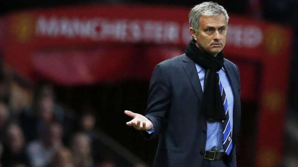 مورينيو: "مطاردتي تؤثر على لاعبي اليونايتد"