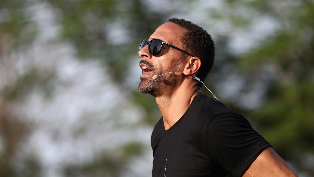 فيرديناند: مورينيو إما مُخطئ أو يكذب على نفسه