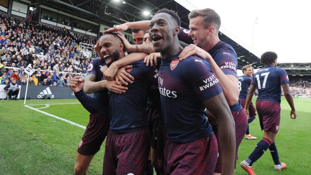 أرسنال يوقع عقدا لخمس سنوات مع اديداس لتزويده بملابس الفريق