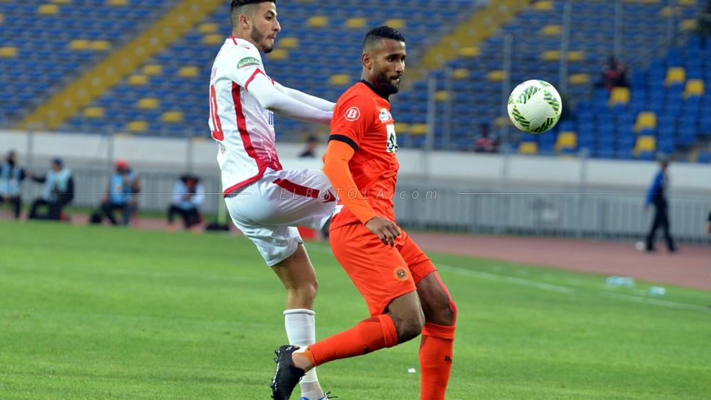 نهضة بركان تجدد عقد لاعبها العربي الناجي