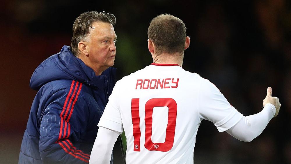 بعد ثلاثة أعوام على رحيله، روني يُبرئ فان خال