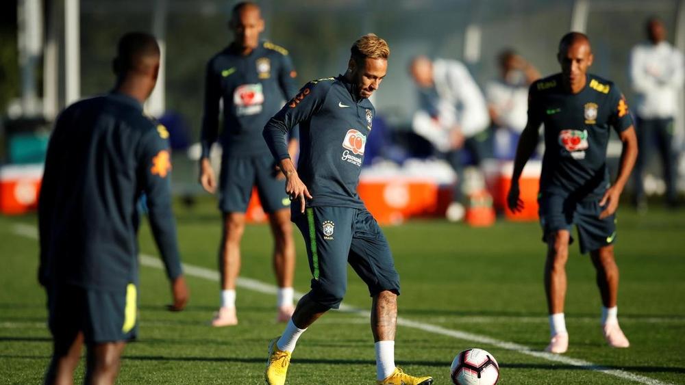 ثلاثي هجوم البرازيل جاهز للقاء منتخب السعودية