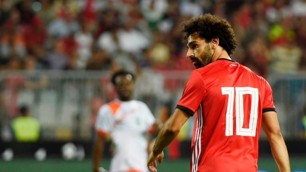 صلاح يترك معسكر مصر ويطير مبكرًا إلى ليفربول