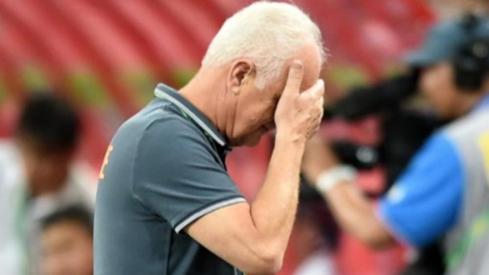 مدرب منتخب سوريا يتخذ قرارًا حازمًا مع لاعب تمرد عليه