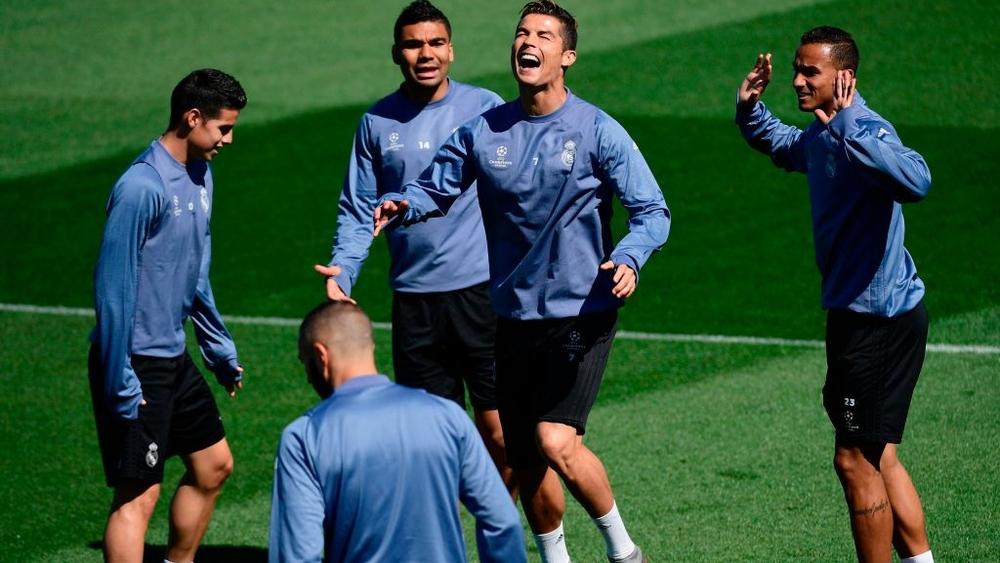 يوفنتوس يُدلل رونالدو ويهتم بلاعب من نجومه المفضلة