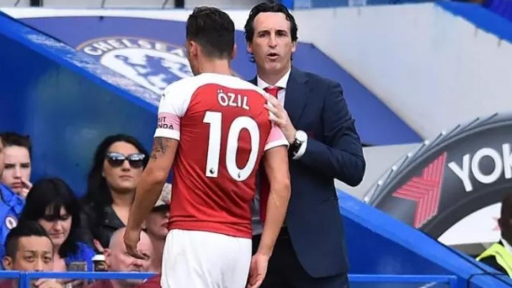 إيمري يختلف مع فينجر بسبب مسعود أوزيل