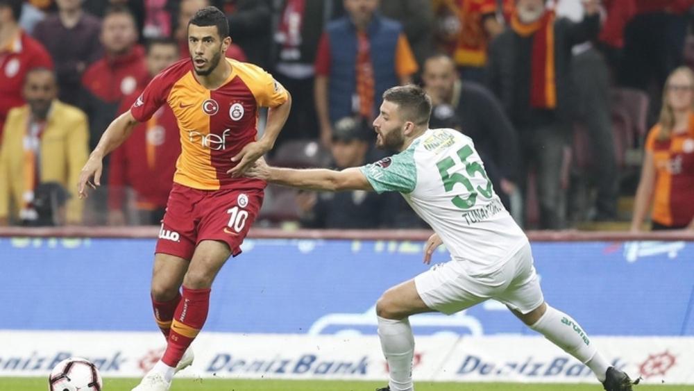 بلهندة.. 90 دقيقة كاملة وتمريرة حاسمة