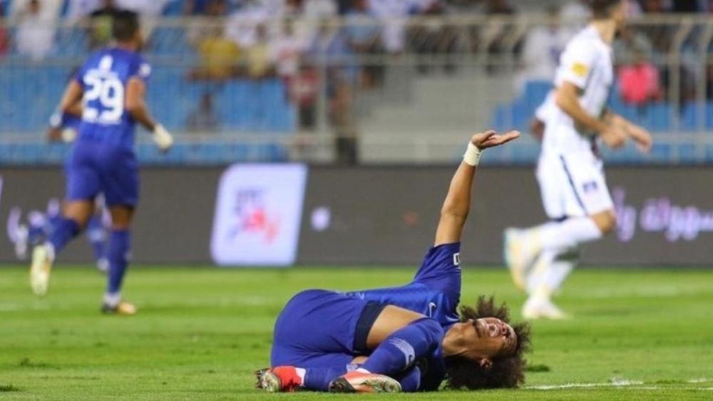 عموري يتعرض لإصابة بالركبة مع الهلال
