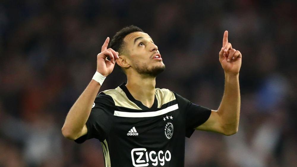 مزراوي: "بعد هدفي .. توجَّهت للكاميرا وقُلت: أُحبُّكِ أمِّي"