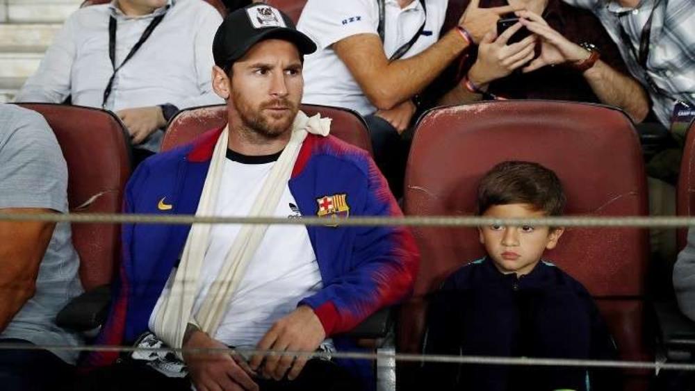 ميسي يُهنيء برشلونة بالانتصار على الإنتر