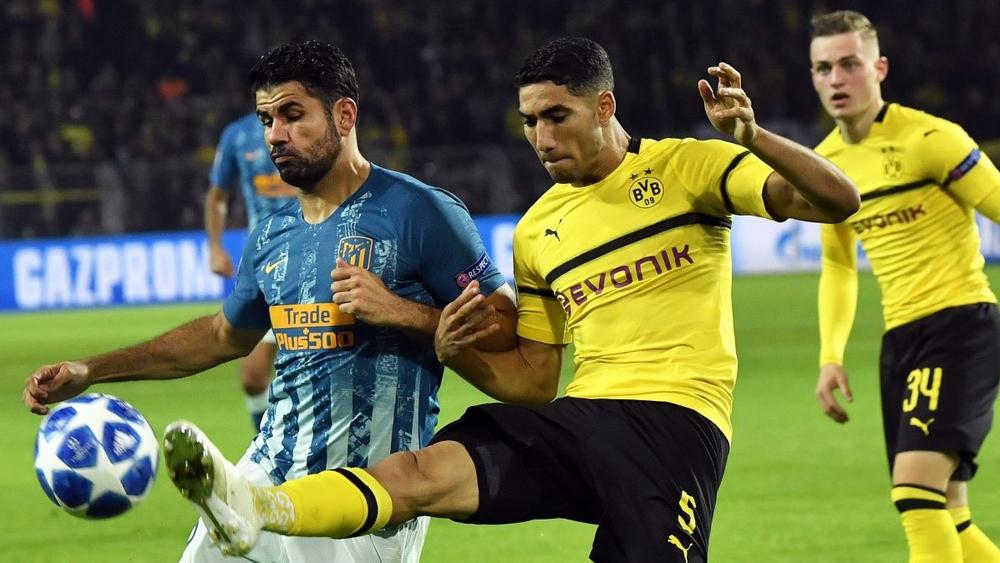 "ماركا" تصف حكيمي بـ"الطائرة" التي تملك "ساقين مختلفين"