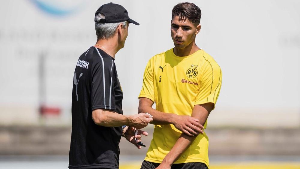 حكيمي أساسي في مباراة دورتموند وهيرتا برلين