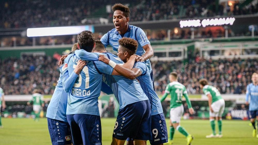 ليفركوزن يسحق بريمن ولايبزيغ يتعثر مجددا