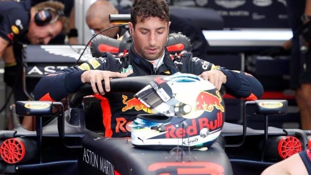 ريتشياردو: سئمت من سيارتي "الملعونة"