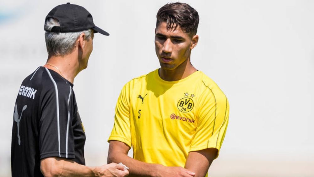 مدرب دورتموند: "مُستقبل زاهر ومُشرق ينتظر حكيمي"