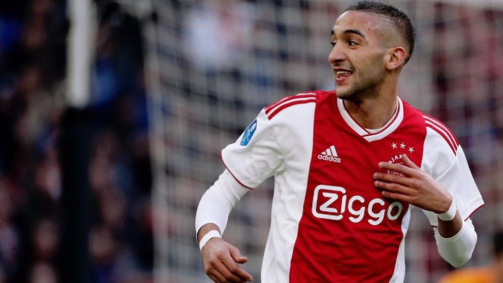 النجم السابق للإنتر وهولندا: "أنصح بالتعاقد مع زياش، لكن بشرط واحد"