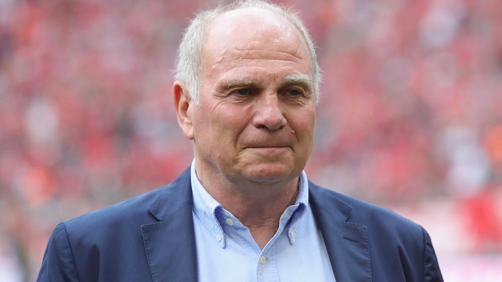 أولي هونيس يعلن ابتعاده عن البايرن بعد 48 عامًا