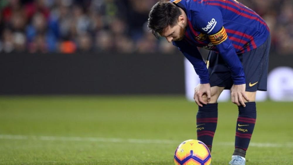 تعرف على أعلى 10 رواتب لنجوم الكرة بالعالم