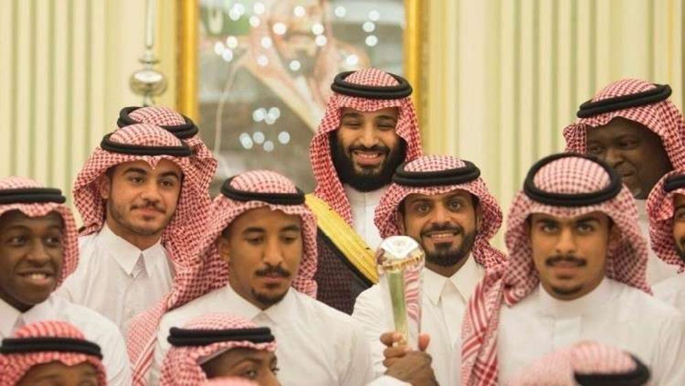 محمد بن سلمان يستقبل المنتخب السعودي للشباب