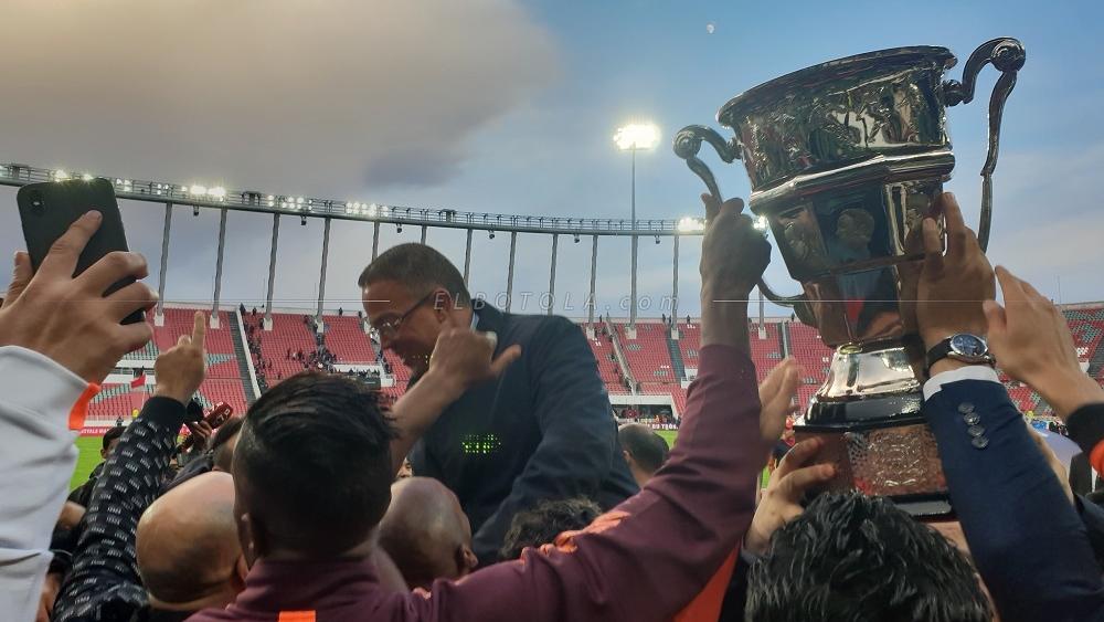 "أندية البطولة" تهنئ النهضة البركانية بتتويجه بـ"الكأس الفضية"