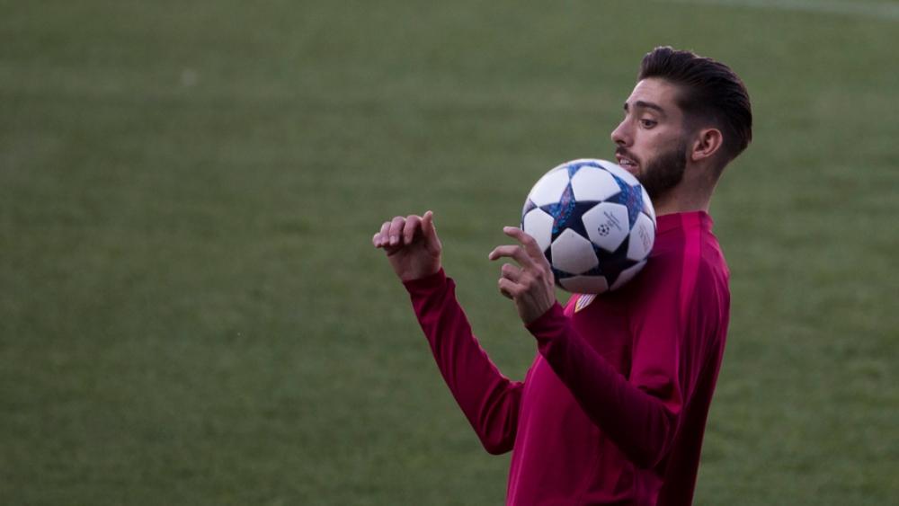 كاراسكو يتشاجر مع زميله ويرسله إلى المستشفى!