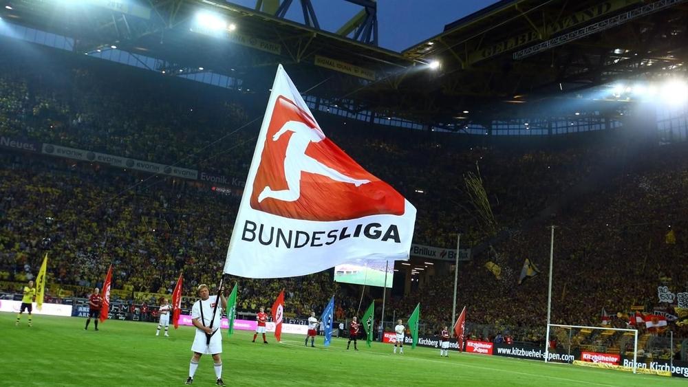 الـ"بوندسليغا" ترضخ لاحتجاجات الجماهير وتلغي مباريات الإثنين