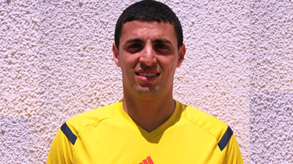 "الكاف" يعين طاقما تحكيميا جزائريا لقيادة "أولى محطات" حسنية أكادير في الكونفدرالية