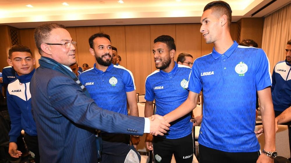 لقجع للاعبي الرجاء: "جميع المغاربة سيكونون خلف النادي الأخضر يوم الأحد المقبل"