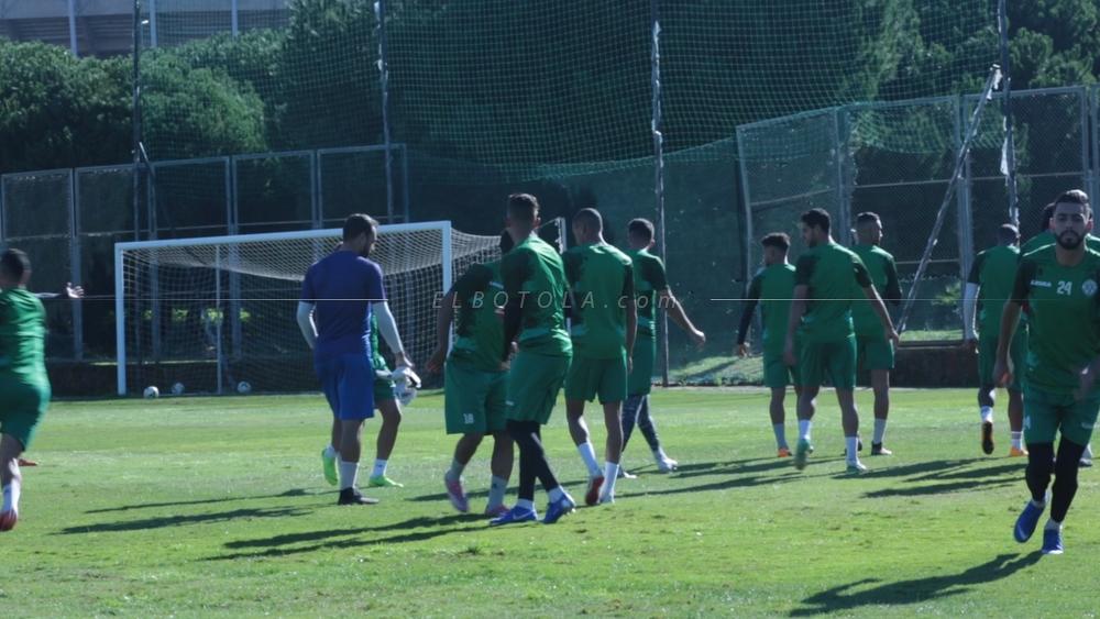 الرجاء تخوض آخر حصة تدريبية قبل النهائي و طبيب الفريق يؤكد لـ"البطولة" جاهزية جميع اللاعبين