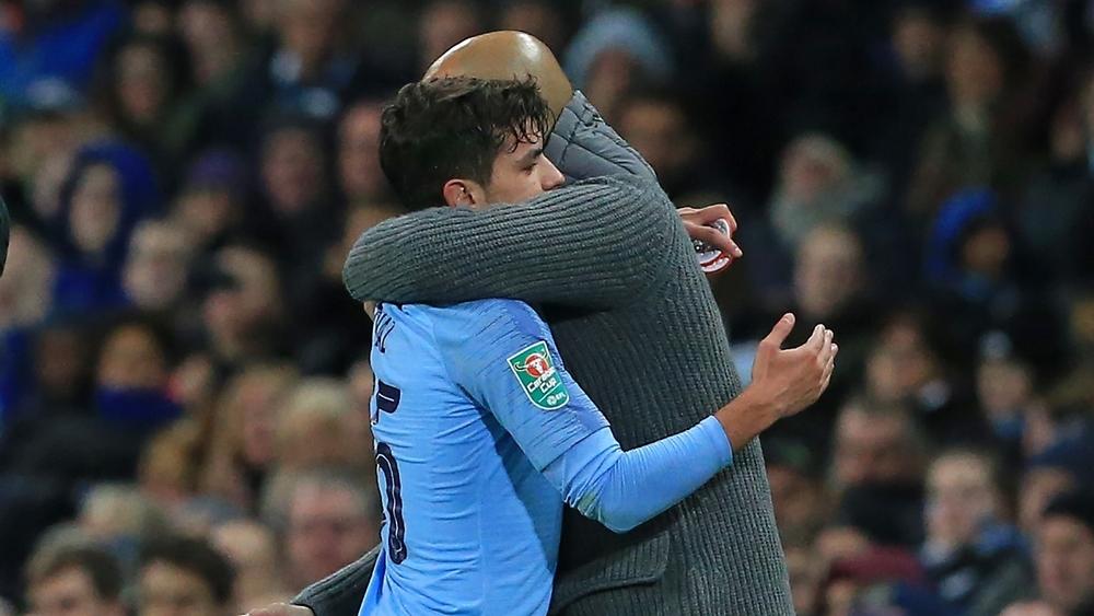 غوارديولا عن دياز: "إذا لم يكن يرغب في البقاء، فعليه أن يرحل"