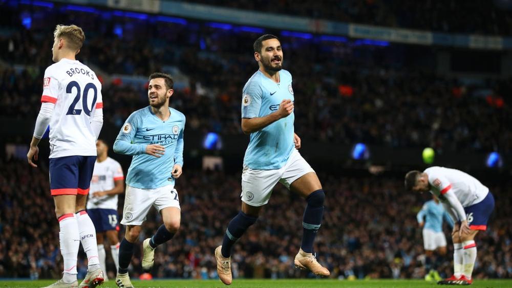 السيتي يضع الضغط على خصومه بثلاثية في بورنموث