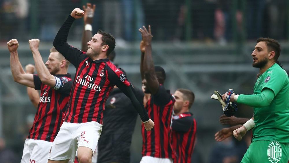ميلان يقلب تأخره أمام بارما إلى فوز