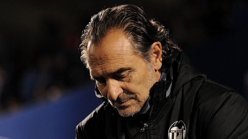 رسميًا | برانديلي يعود للتدريب في السيري آ