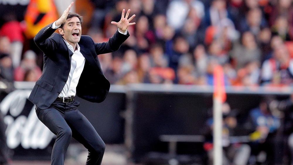 مدرب فالنسيا: قدوم سواريز في يناير "شبه مستحيل"