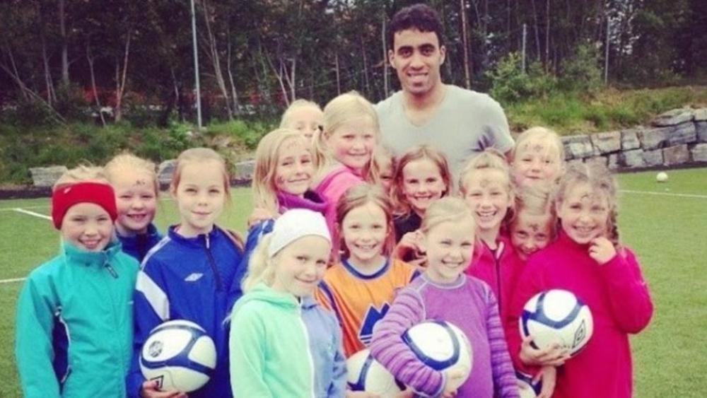 حمدالله.. هزم البرد وعاش مع "قط" ليفوز بجائزة أفضل لاعب