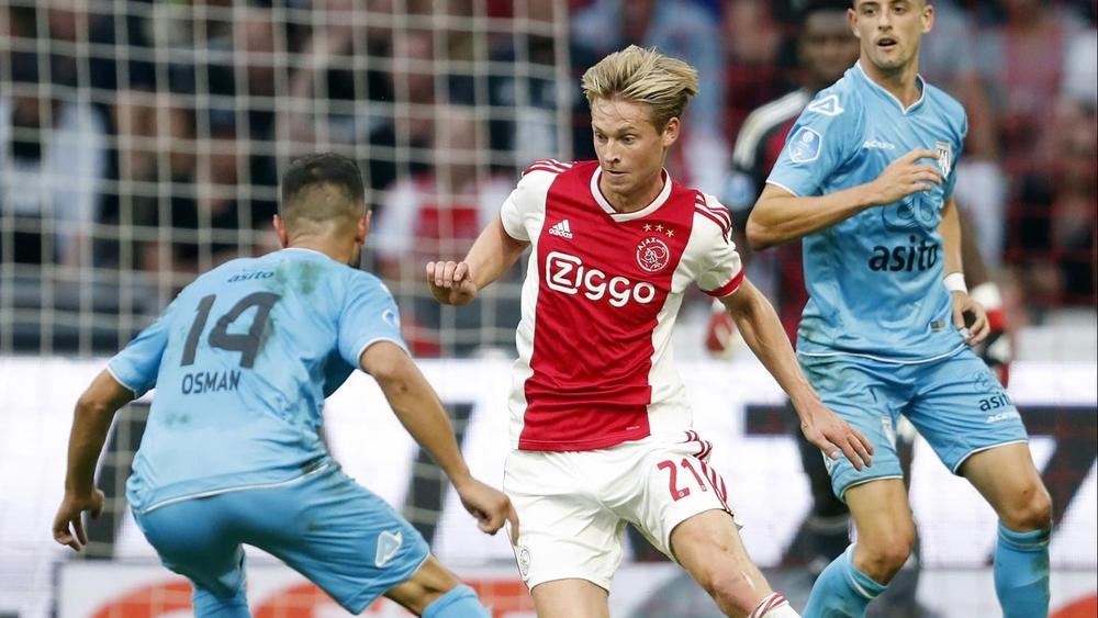 دي يونغ يكشف مواصفات فريقه القادم... و"سيتخذ قراره في العطلة الشتوية"