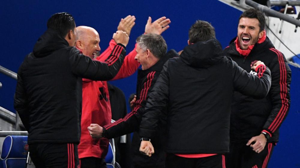 سولسكاير يهدي انتصاره الأول لنجم سابق في مانشستر يونايتد