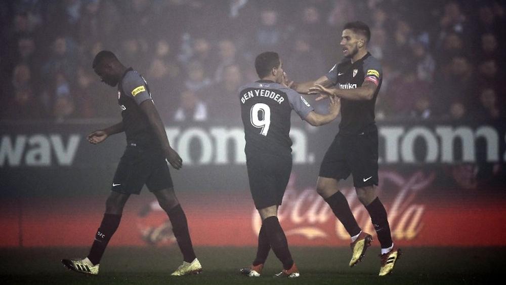 إشبيلية يفلت من الهزيمة في الوقت القاتل