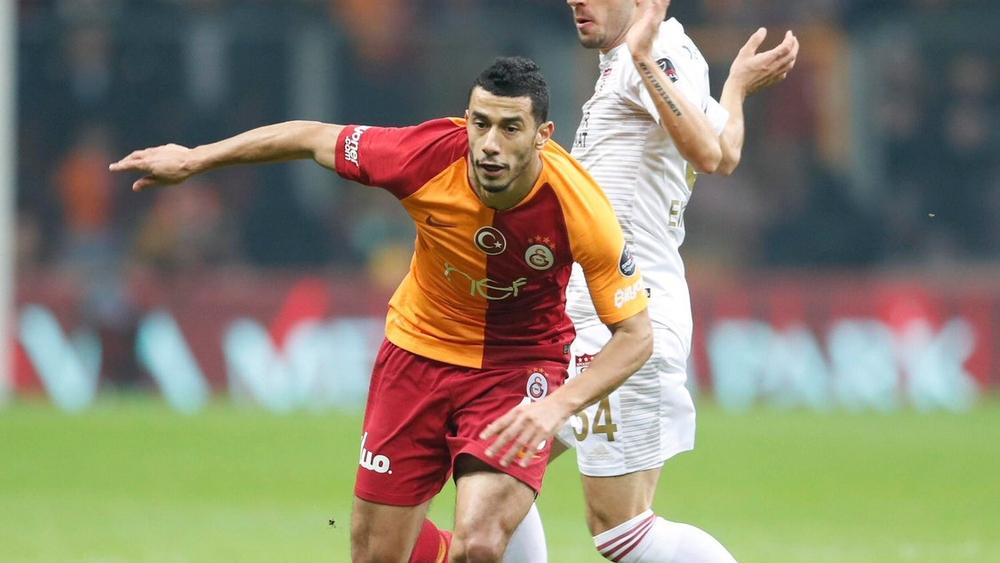 اهتمام فرنسي ببلهندة .. وناديان يتنافسان على خدماته