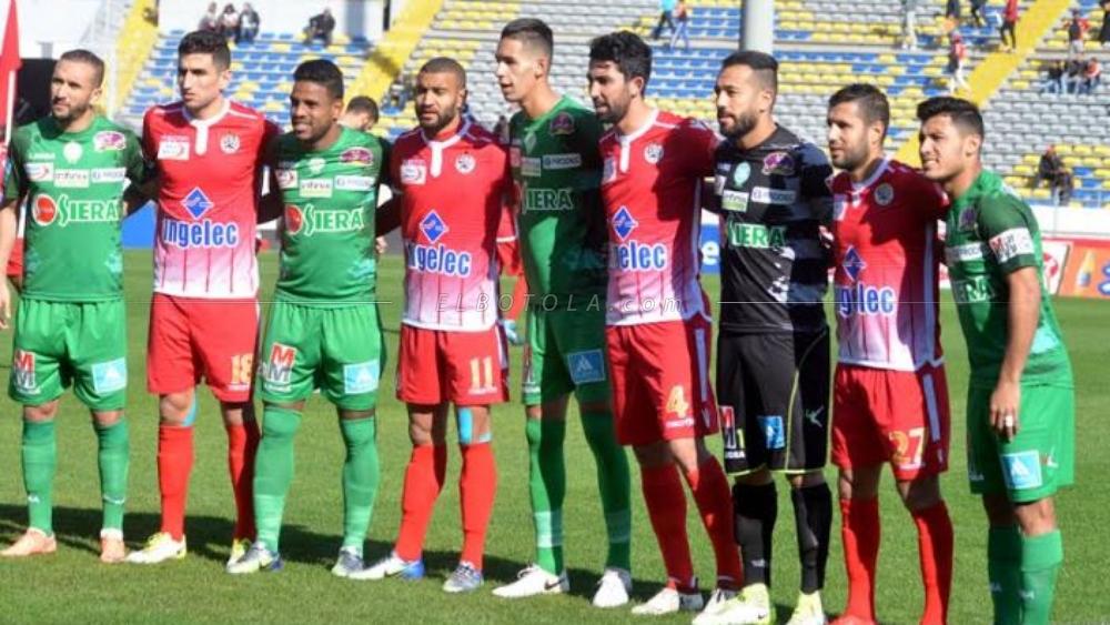 صفحة رجاوية تطلق "هاشتاغ" يدعو إلى ديربي بدون شغب وتتهم السلطات بالتآمر على الوداد و الرجاء