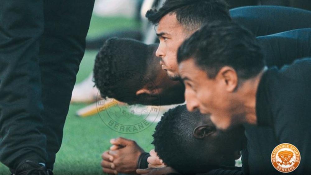 بعثة النهضة البركانية تضع "آخر اللمسات" في الدارالبيضاء قبل السفر نحو السنغال